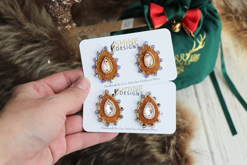 🎁3 Colours to Choose From 🌱 Moose Drops Tea & Bead Bundle (Moose Hide + Complete Sewing & Beading Kit + Mother Earth Tea + Online Pre-Recorded Tutorial)